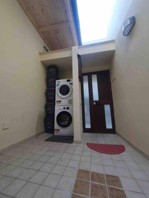 Stylish Loft Trivano Cagliari 2 Beds/2 Bath Ngoại thất bức ảnh