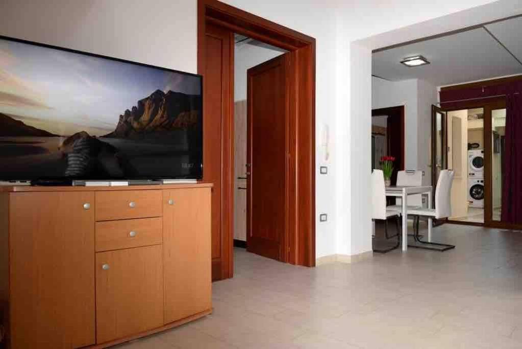 Stylish Loft Trivano Cagliari 2 Beds/2 Bath Ngoại thất bức ảnh