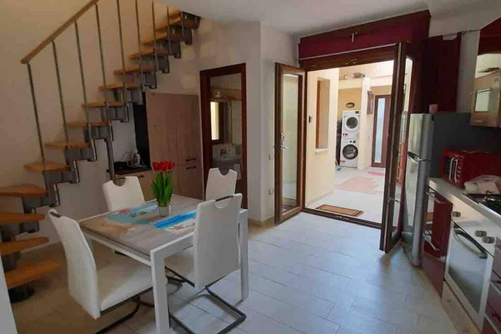 Stylish Loft Trivano Cagliari 2 Beds/2 Bath Ngoại thất bức ảnh